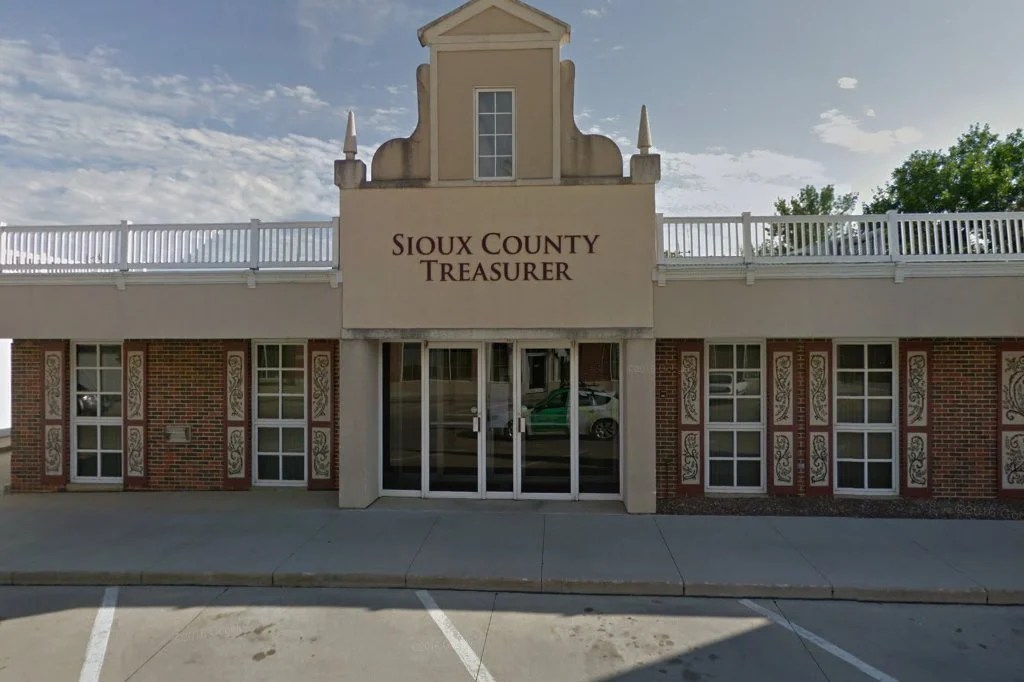 Woodbury County Treasurer's Office in Sioux, IA The County Office