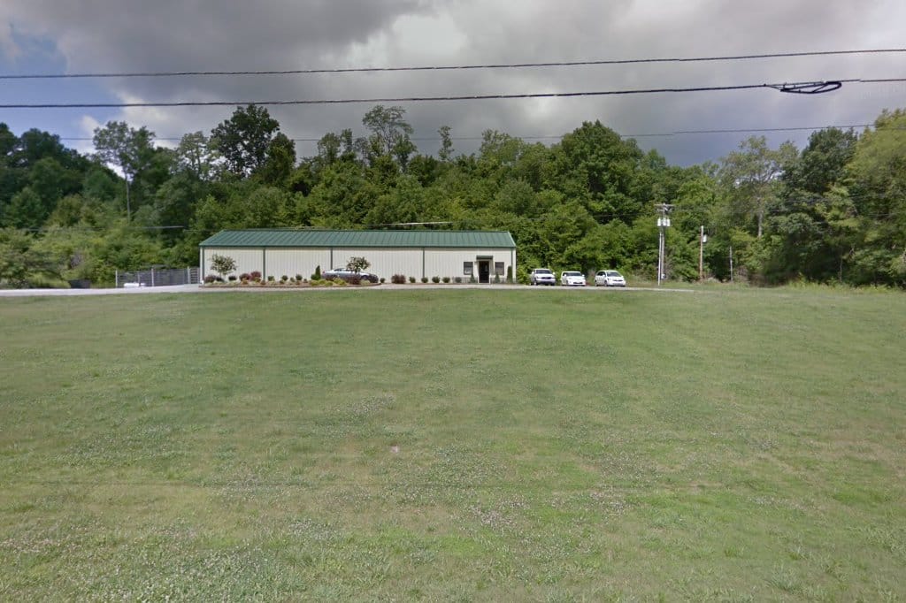 Hardin County Humane Society, Inc. in Savannah, TN Find Paw Pal