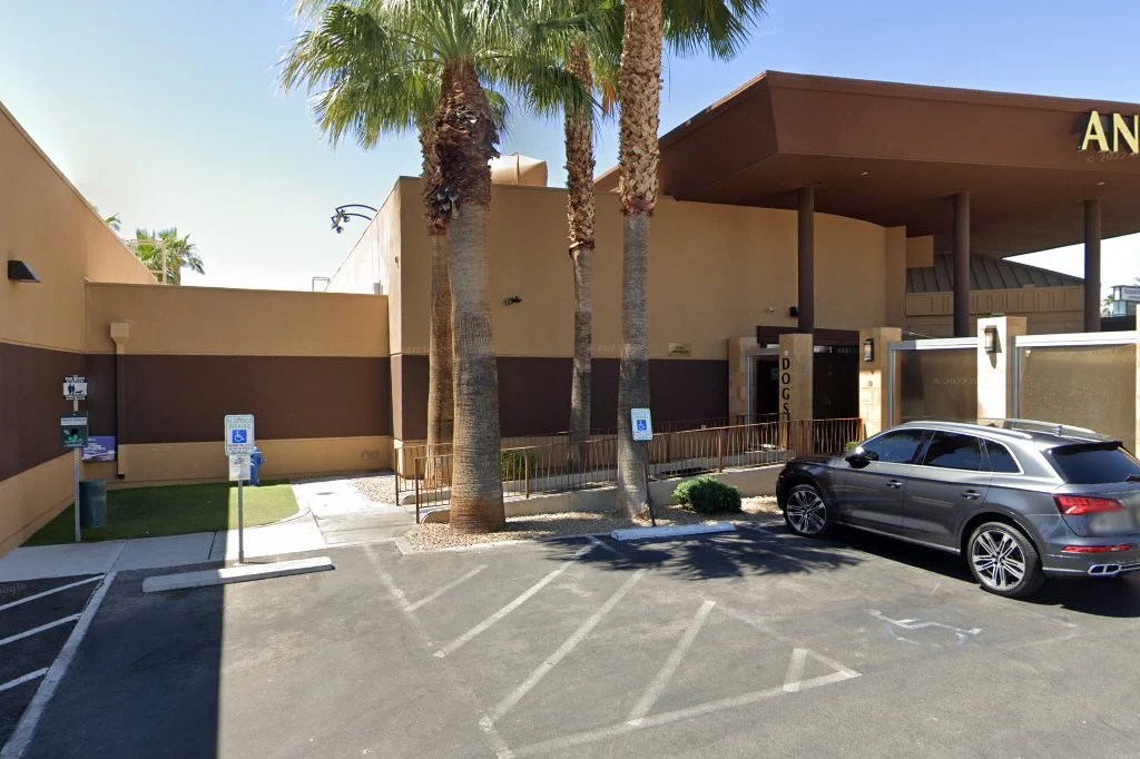 Animal Hospital in Las Vegas, NV The County Office