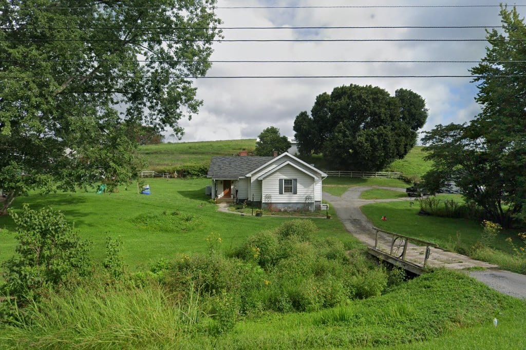 Humane Society in Rural Retreat, VA Find Paw Pal