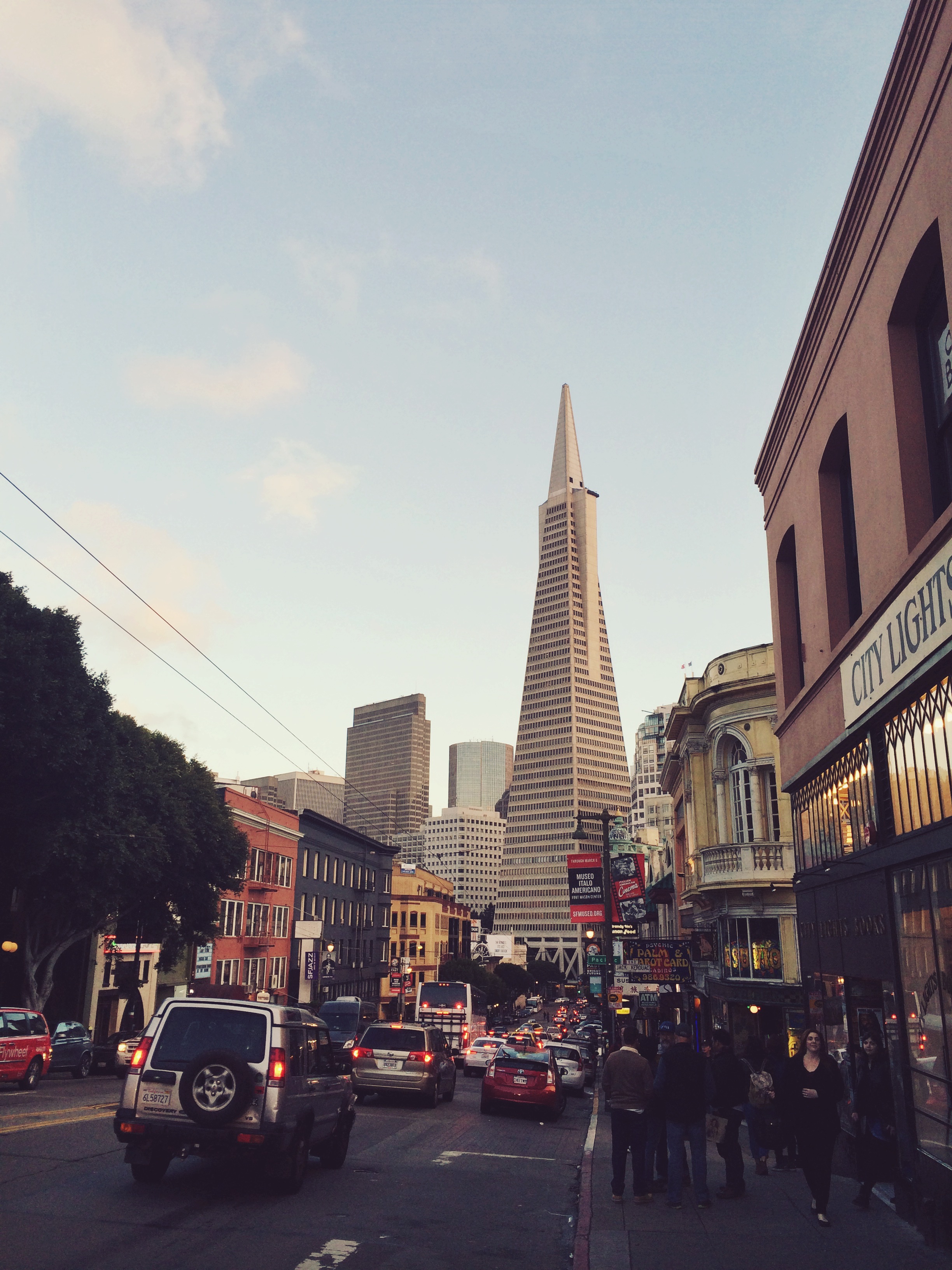 A Walk Down Columbus Avenue, San Francisco