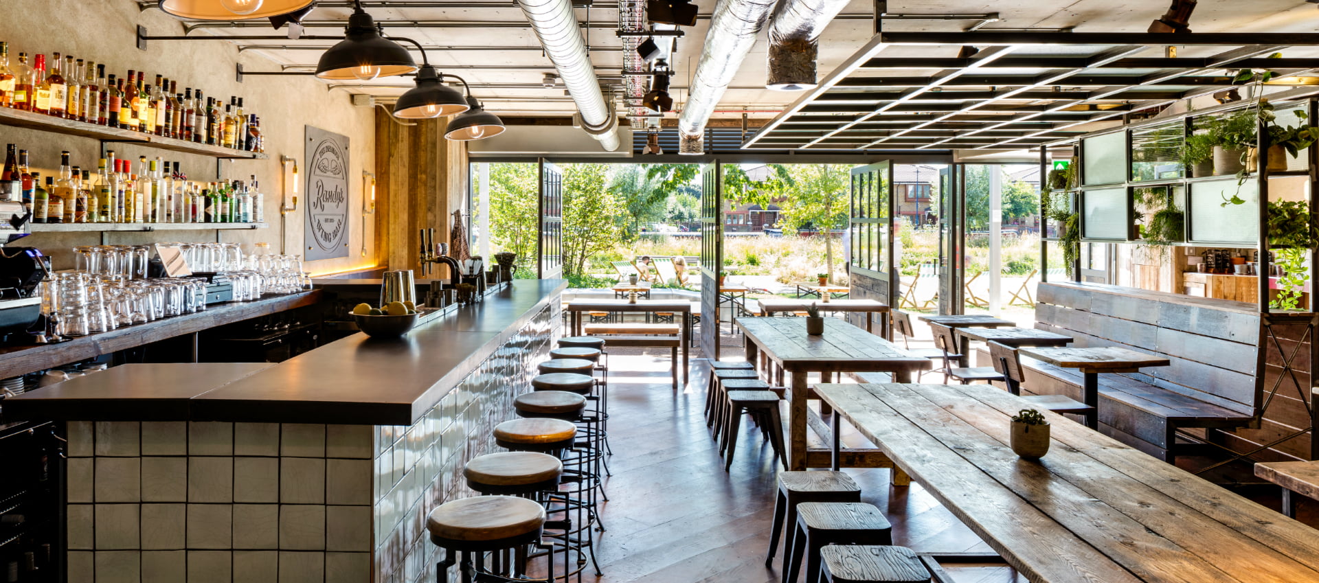 Randy's Wing Bar Stratford Buffalo Wings From A Family Farm