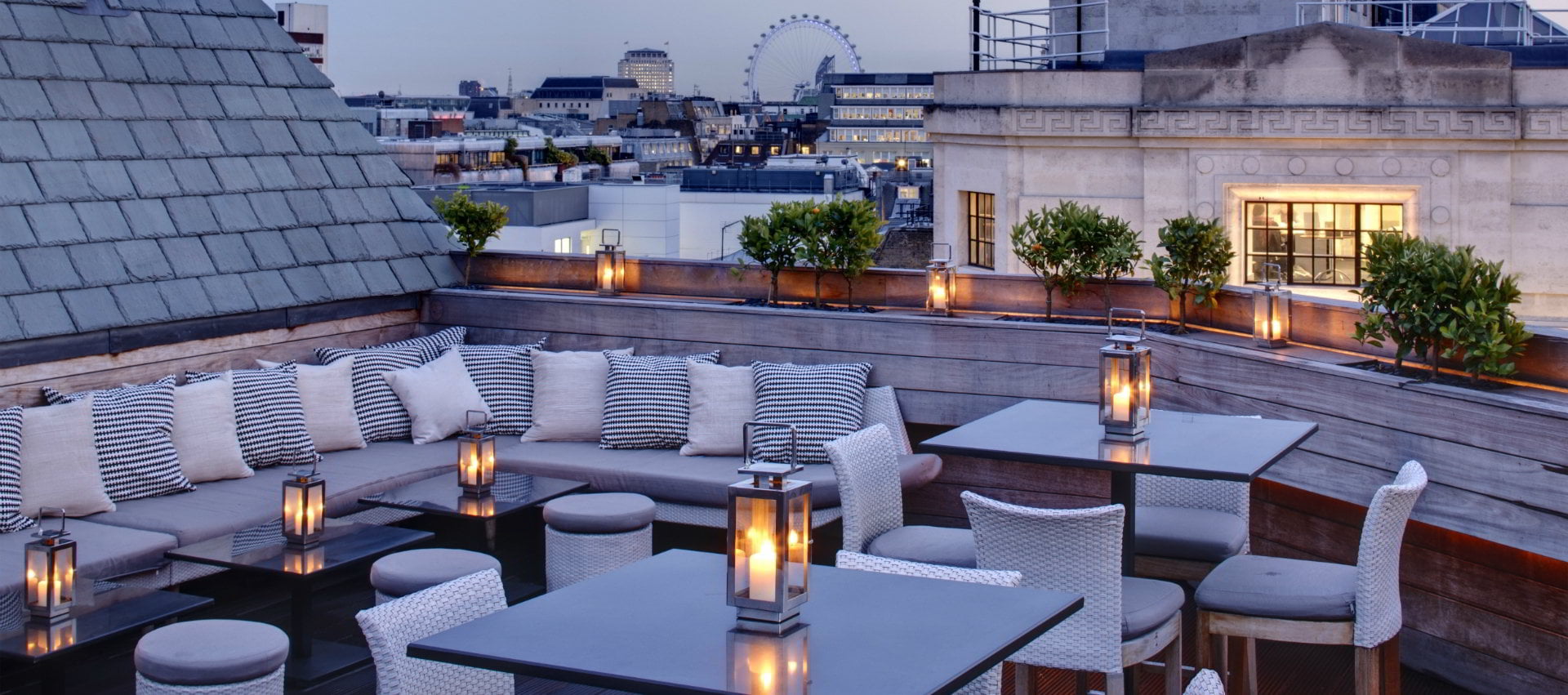 Aqua Kyoto Decadent Japanese Cuisine Topped By a Rooftop Cocktail Bar