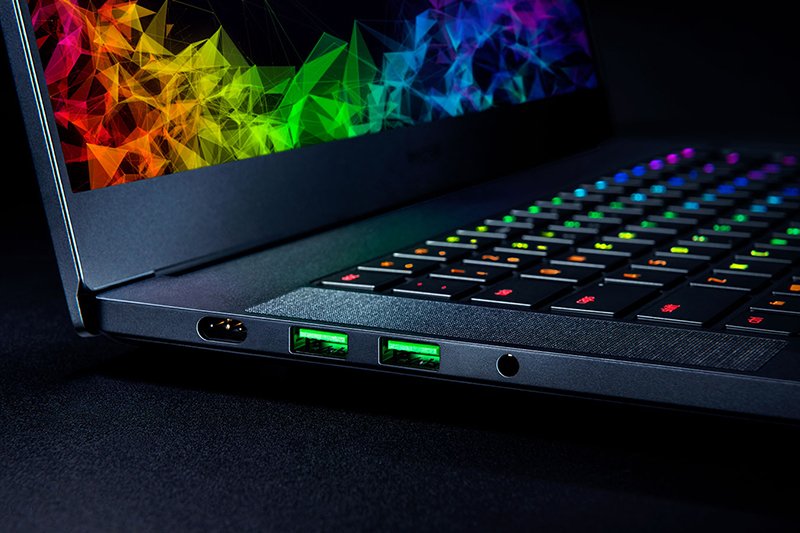 Razer Blade 15 Gaming Laptop 2019 Gets 240Hz Full HD or 4K