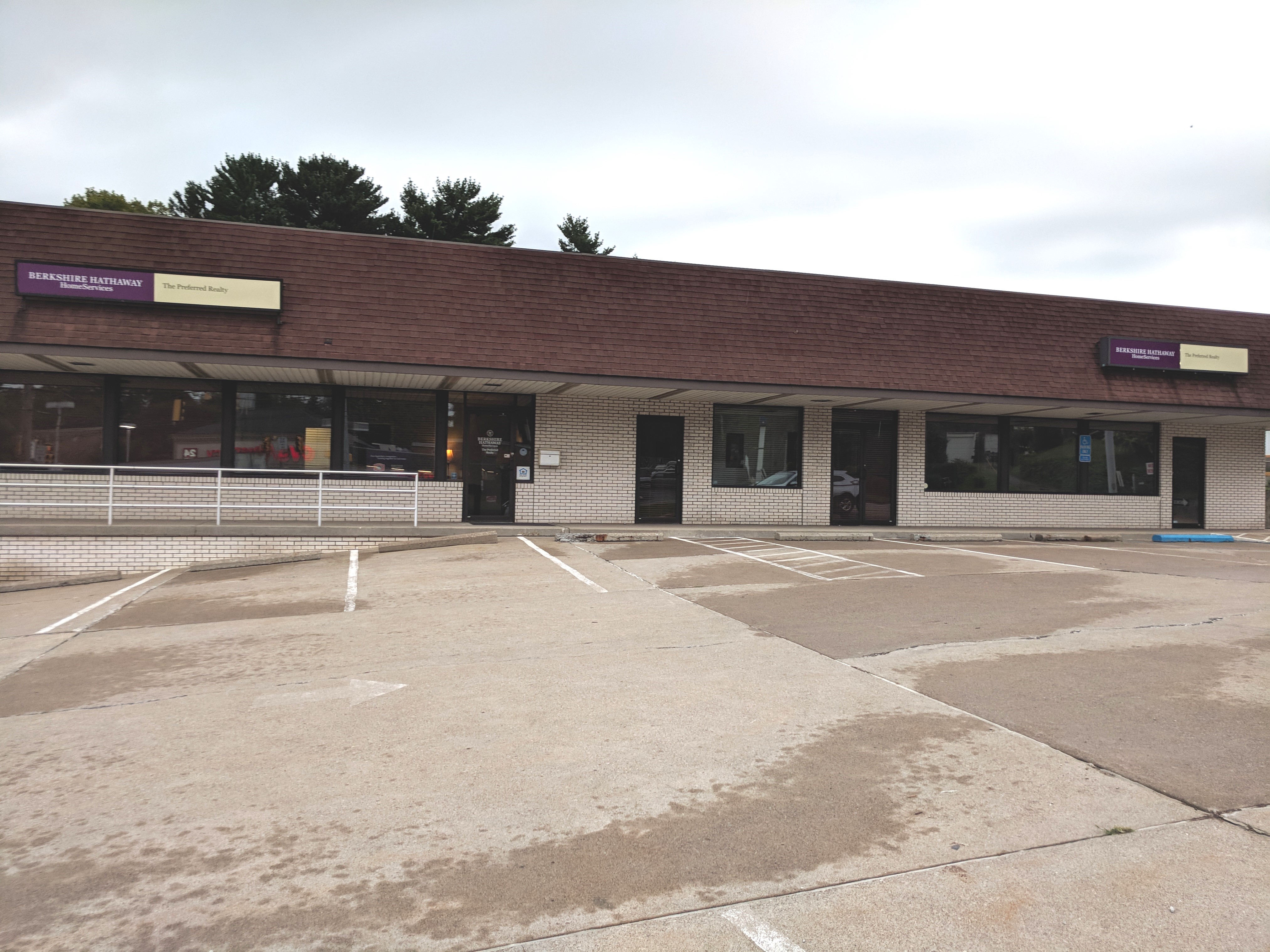 Berkshire Hathaway HomeServices The Preferred Realty Offices