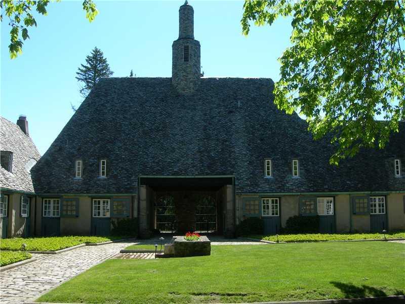 Leslie Serenyi Real Estate Agent Ligonier, PA Berkshire Hathaway