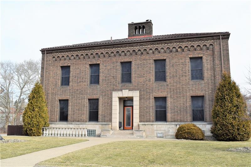 1000 Clay Avenue, PA 15644 Real Estate