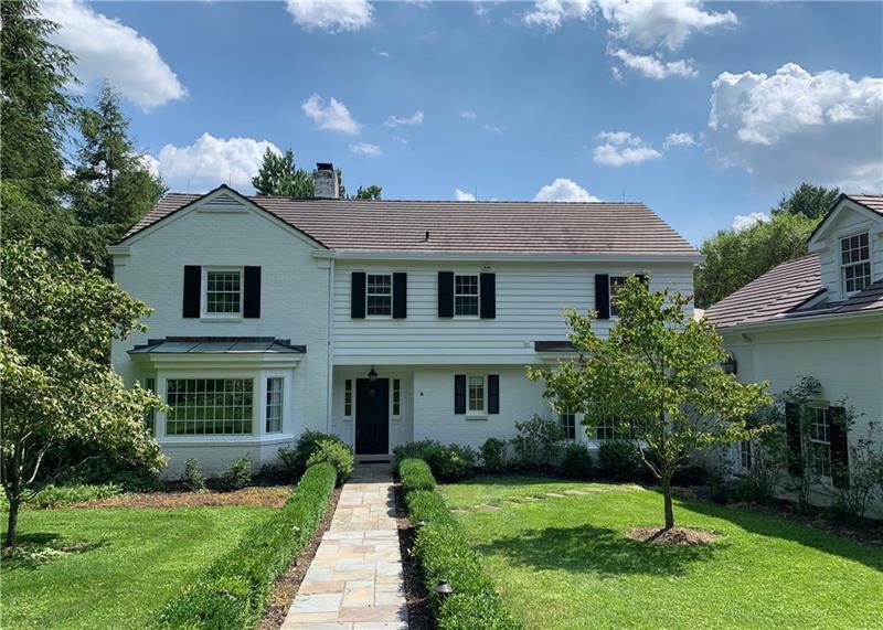 2 Farm Hill Rd, Sewickley Heights, PA 15143 Sewickley Heights Real Estate