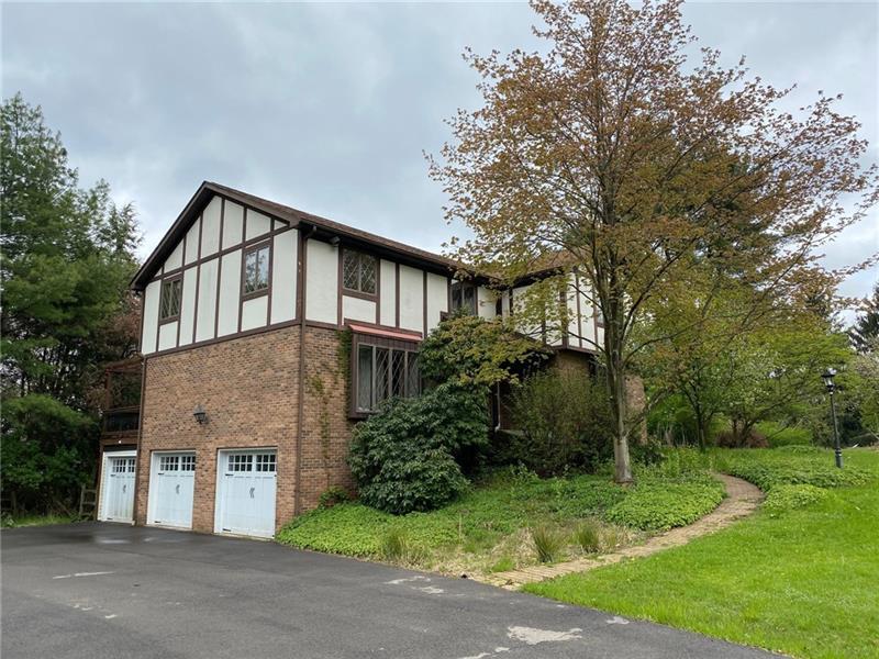 121 Oak Ln, Adams Twp, PA 16046 Adams Twp Real Estate