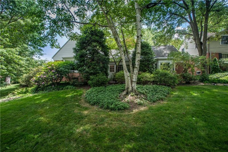 1536 Cochran Rd, Pittsburgh (Mt. Lebanon), PA 15243 Mt. Lebanon Real