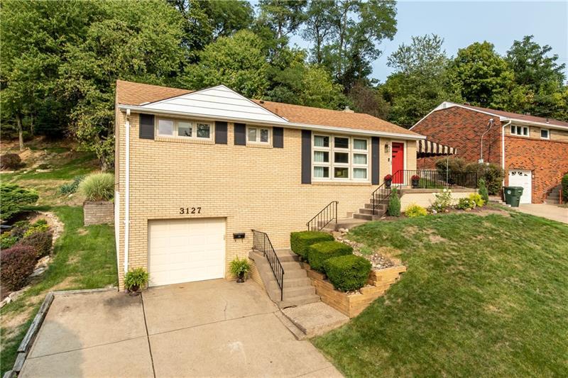 3127 Bel Air Drive, Pittsburgh (Whitehall), PA 15227 Whitehall Real