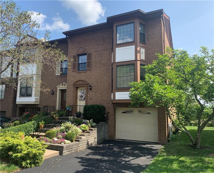 645 Woodcrest Dr, Pittsburgh (Robinson Twp), PA 15205 Robinson Twp