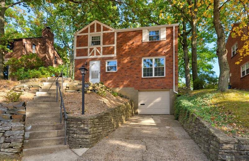 739 Crystal Drive, Pittsburgh (Mt. Lebanon), PA 15228 Mt. Lebanon Real Estate