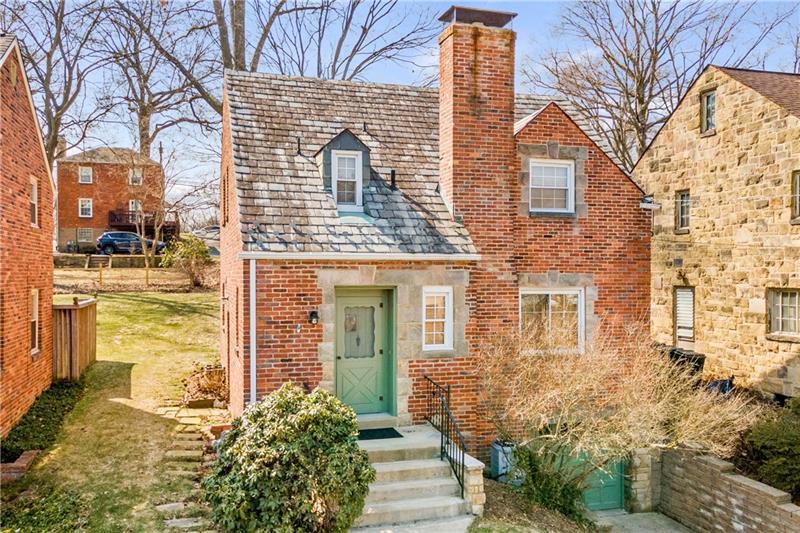 630 Kewanna Ave, Pittsburgh (Mt. Lebanon), PA 15234 Mt. Lebanon Real