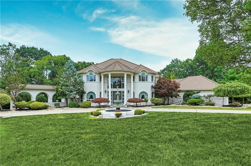 112 Gatehouse Drive, MoonCrescent Twp, PA 15108 MoonCrescent Twp