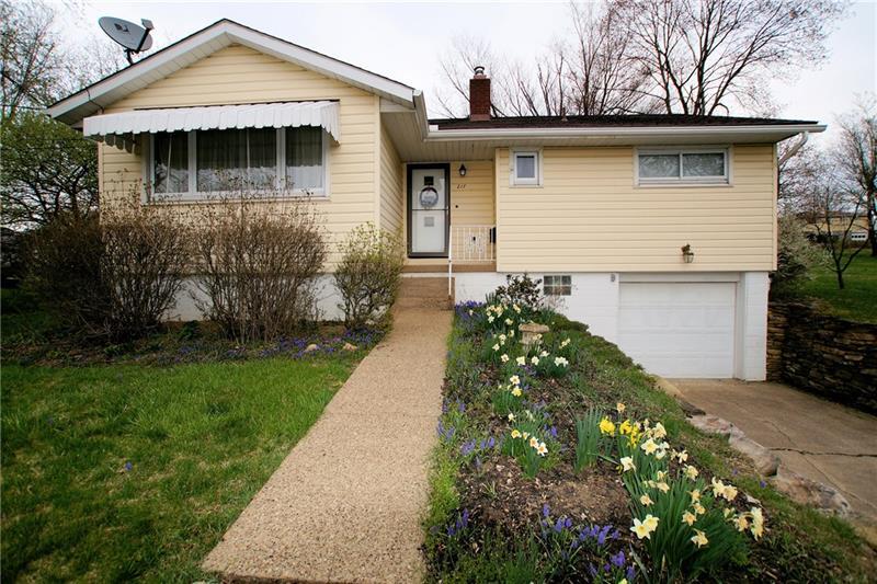 217 Crescent Drive, Hempfield Twp, PA 15601 Hempfield Twp Real Estate