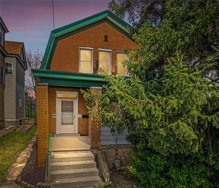 141 Wynoka Street, Pittsburgh (Carrick), PA 15210 Carrick Real Estate