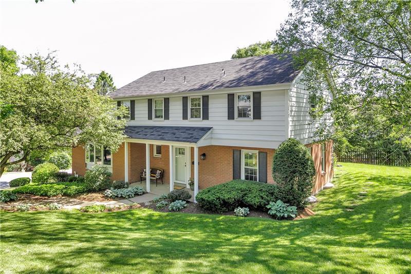 38 Carleton Drive, Pittsburgh (Mt. Lebanon), PA 15243 Mt. Lebanon