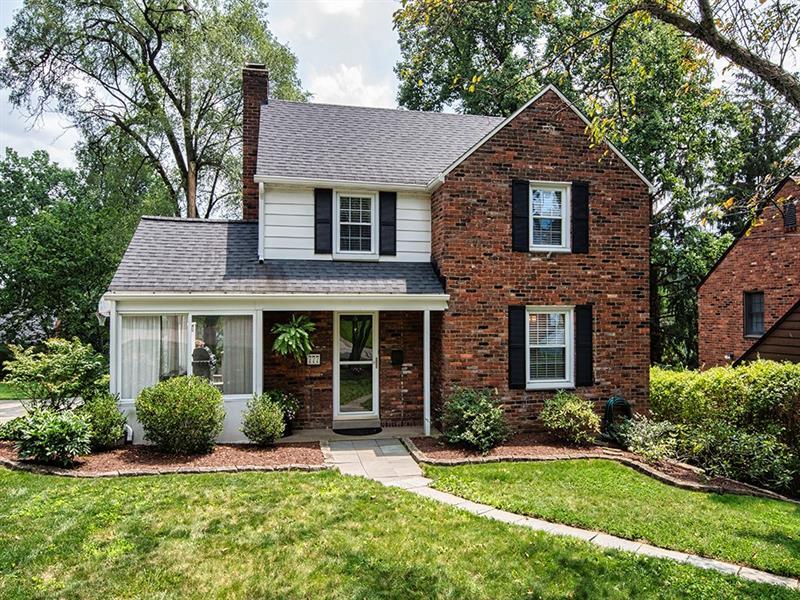 777 Fruithurst Drive, Pittsburgh (Mt. Lebanon), PA 15228 Mt. Lebanon