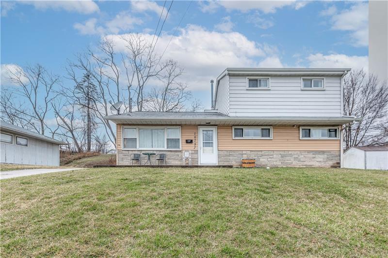 10757 Crestview Drive, North Huntingdon, PA 15642 North Huntingdon