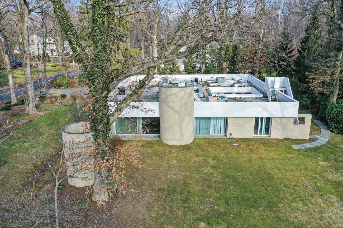 The New Jersey home Richard Meier designed for his parents is for sale