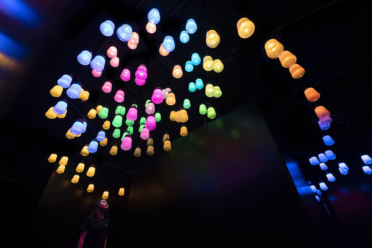 Teamlab unveils a sauna where you can literally bathe in art