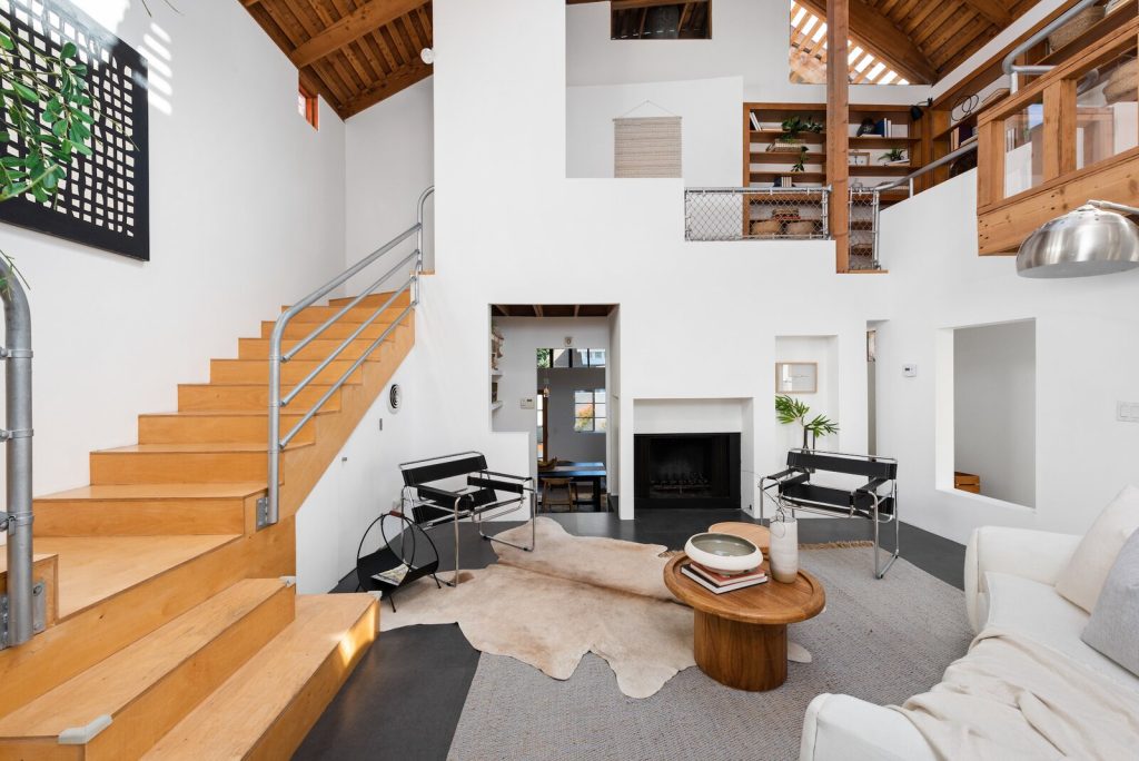 Venice Beach house by Frederick Fisher asks for 3.45m