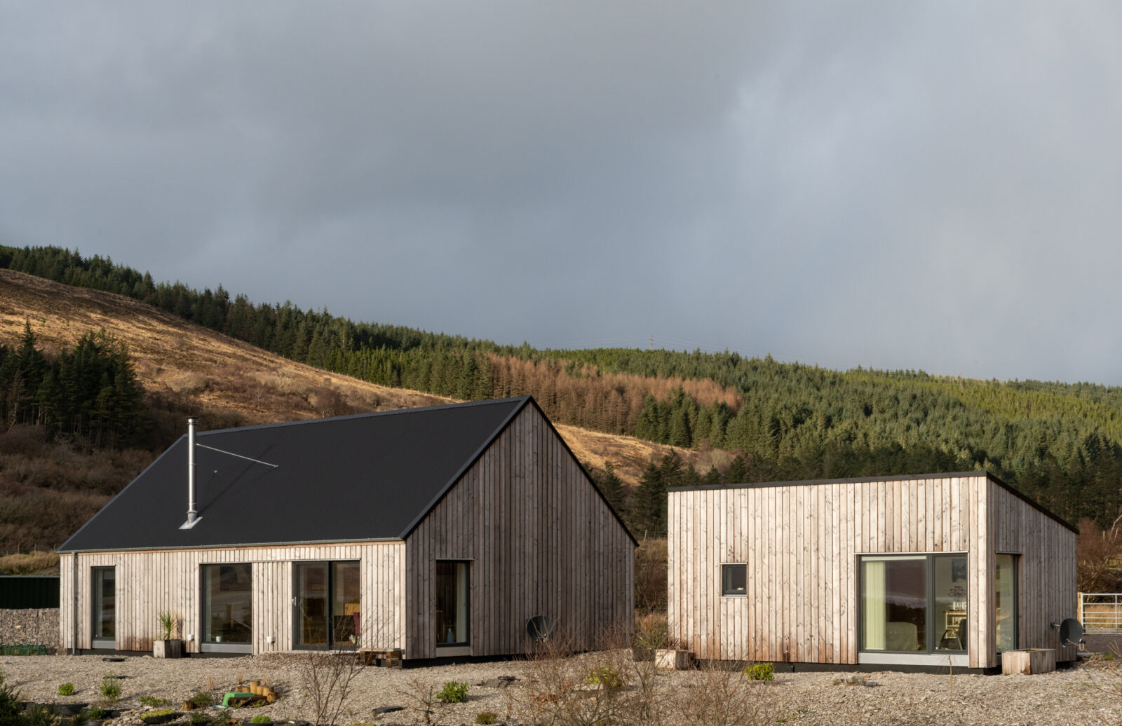 Scandistyle beach house with views over the Isle of Skye asks for 400k