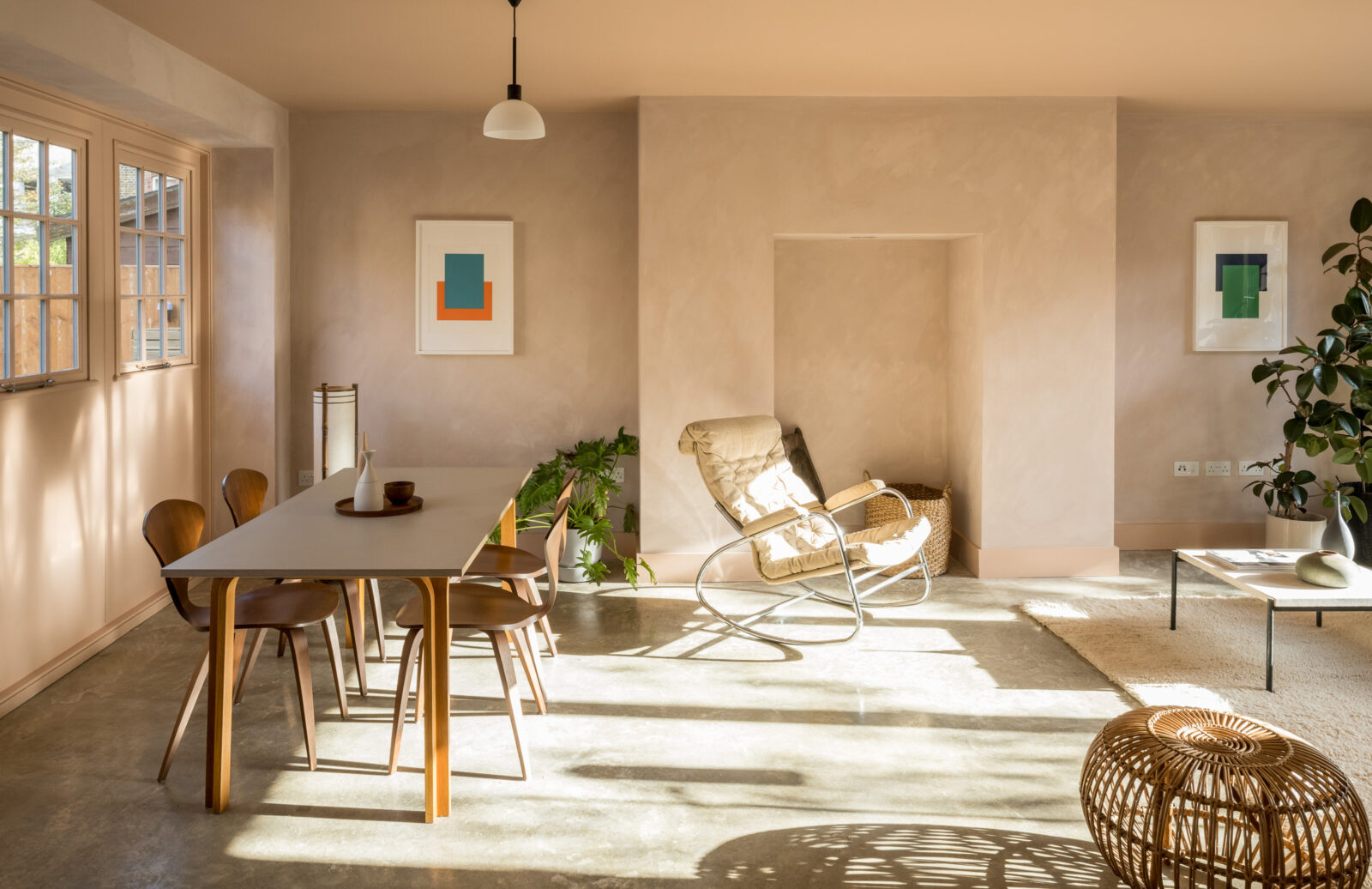 A restored London Coach House with soothing, tranquil interiors asks