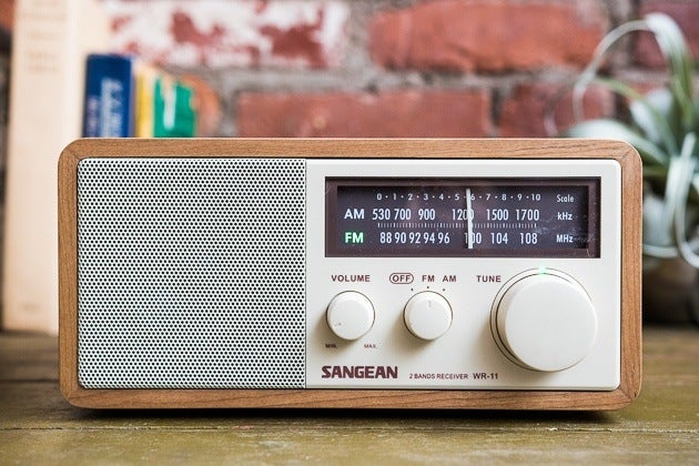 The Best Tabletop Radio Reviews by Wirecutter