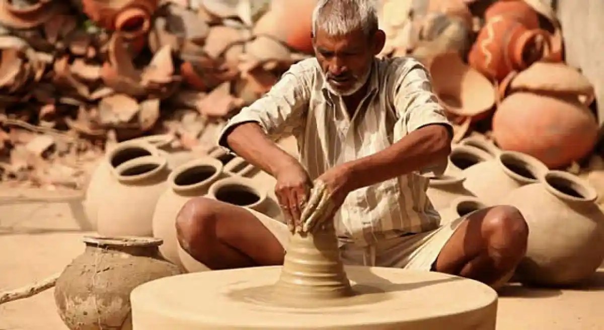 Clayey Hues Of India