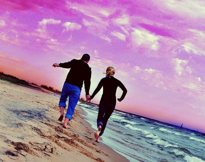 10 Ways to Create a Strong, Intimate Relationship