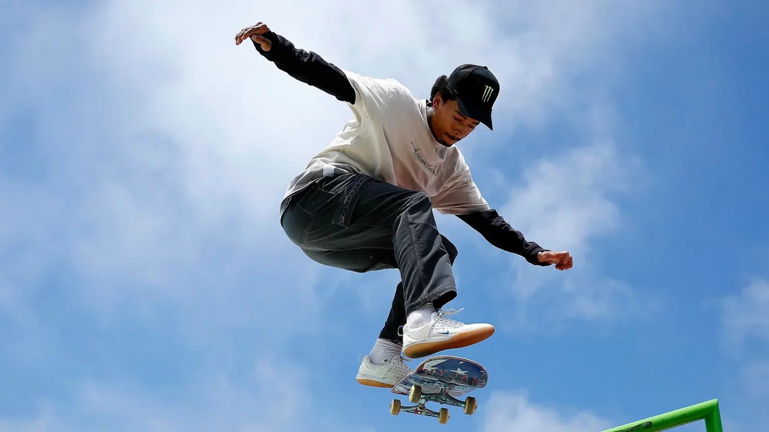Team Usa Olympic Star Nyjah Huston Rushed To Hospital After Brutal
