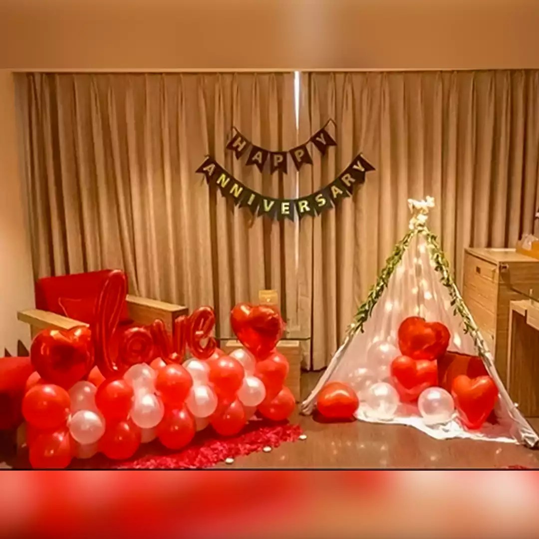 Lovestuck Anniversary Decor Balloon Decoration in Pune TogetherV