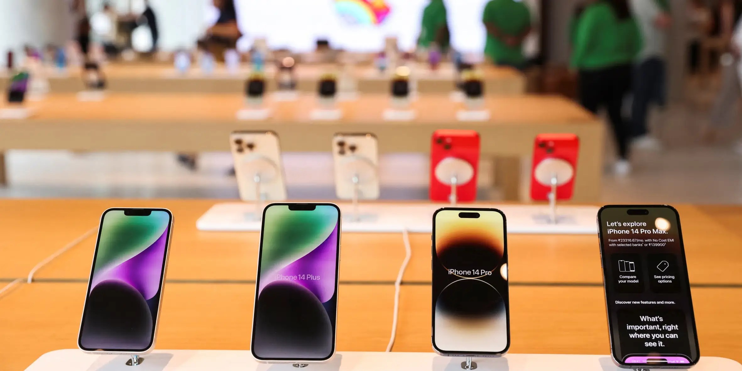 4 Keuntungan Beli di Toko iPhone Resmi, Gak Bakal Nyesel!