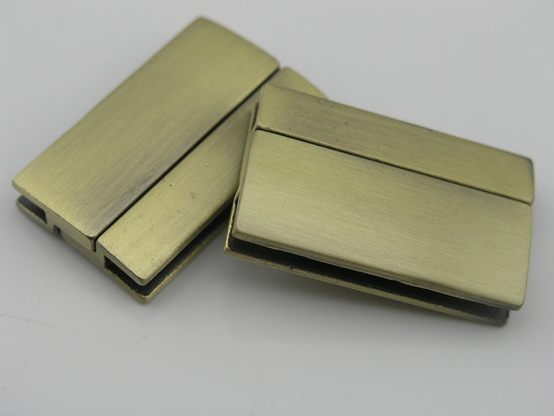 Champagne Bronze Vs Polished Brass Which Is Right For Your Home