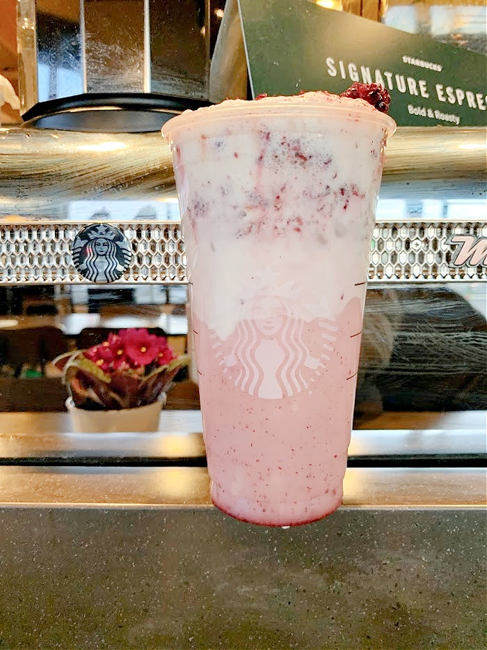 This Starbucks Blooming Violet Refresher Will Get You In The Mood for