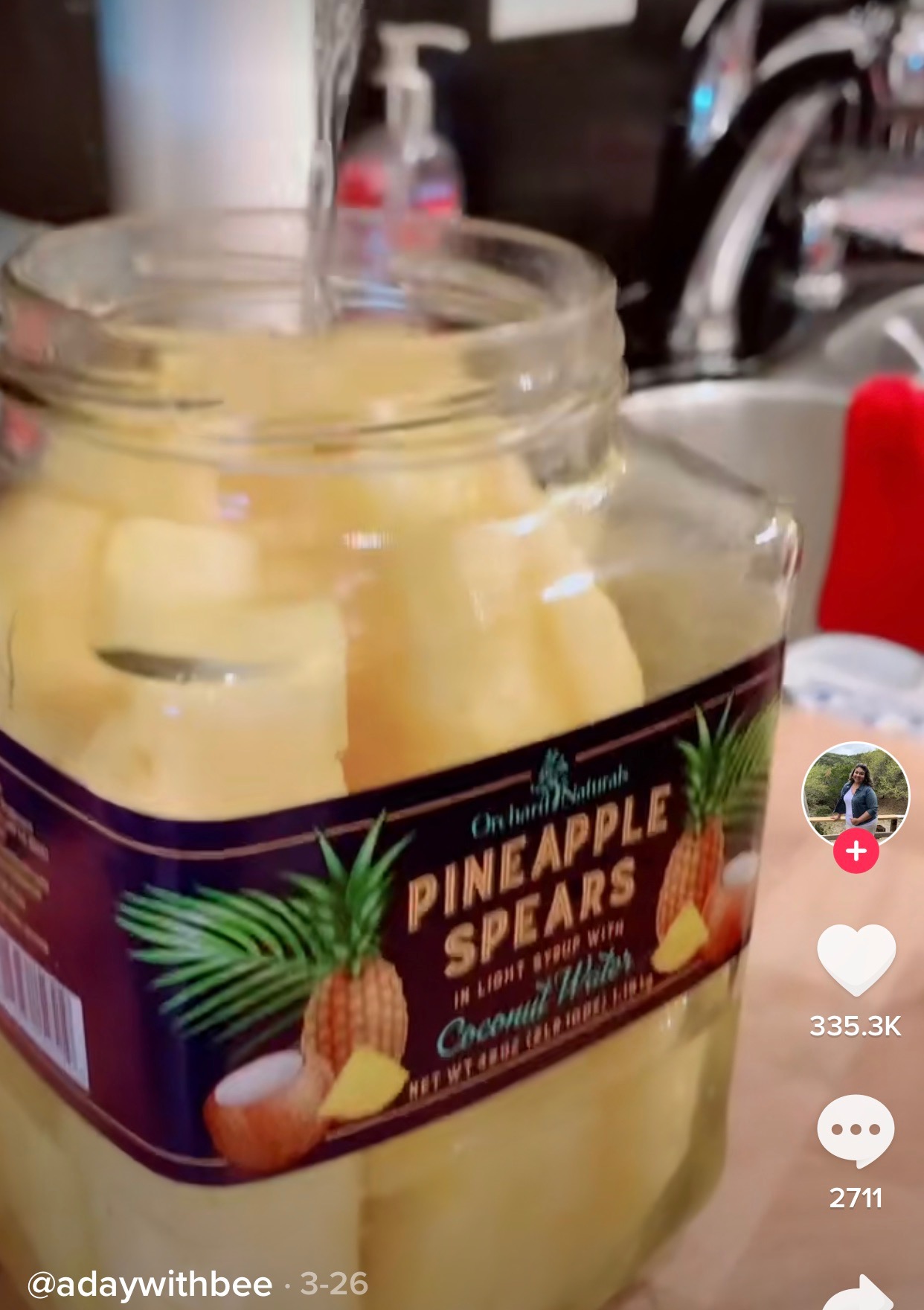 People Are Making 'Adult Pineapples' With Pineapple Spears And Malibu