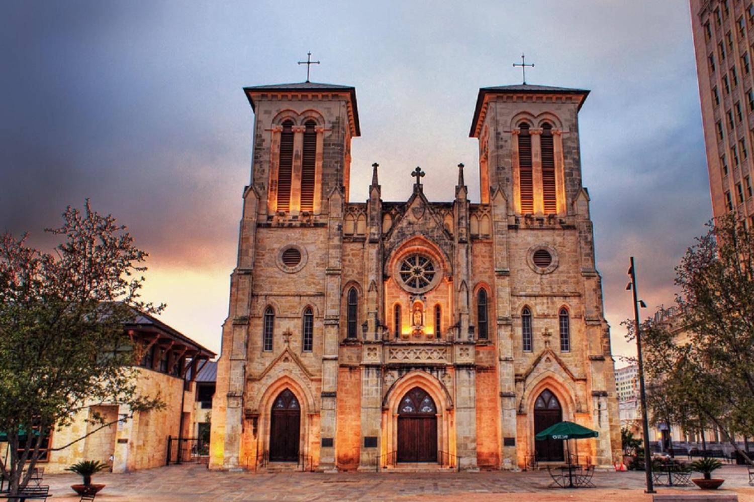 FullDay Grand Historic Tour of San Antonio San Antonio, United