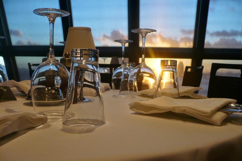 Columbus The Lobster Dinner Cruise Gray Line