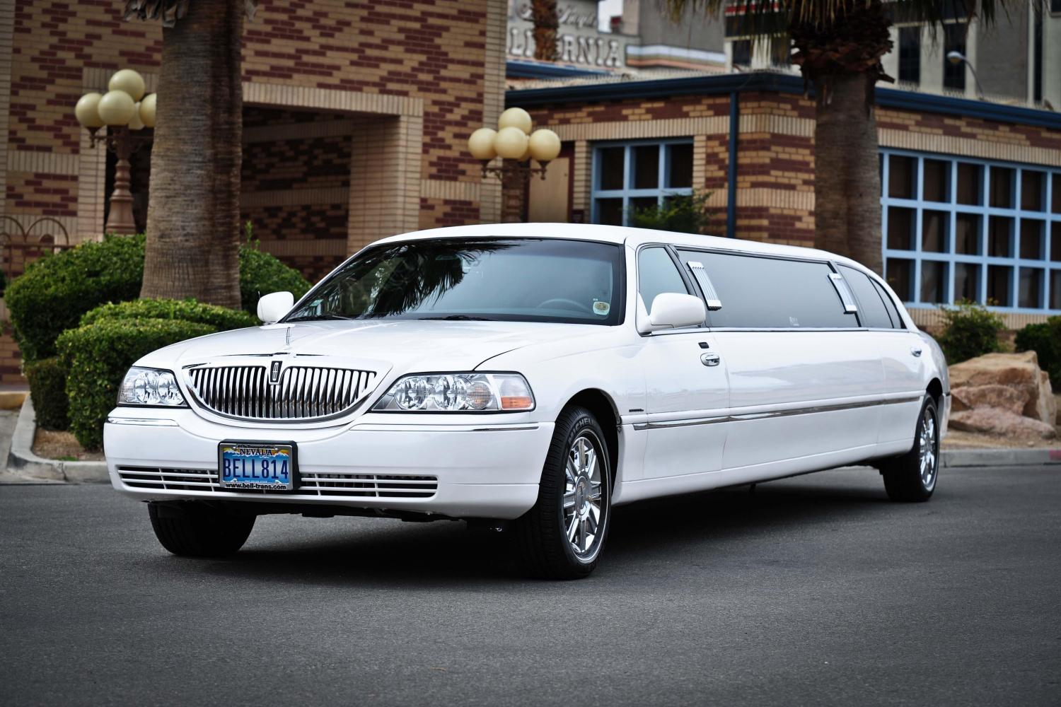 Las Vegas Airport Pickup to Hotel By Stretch Limo Gray