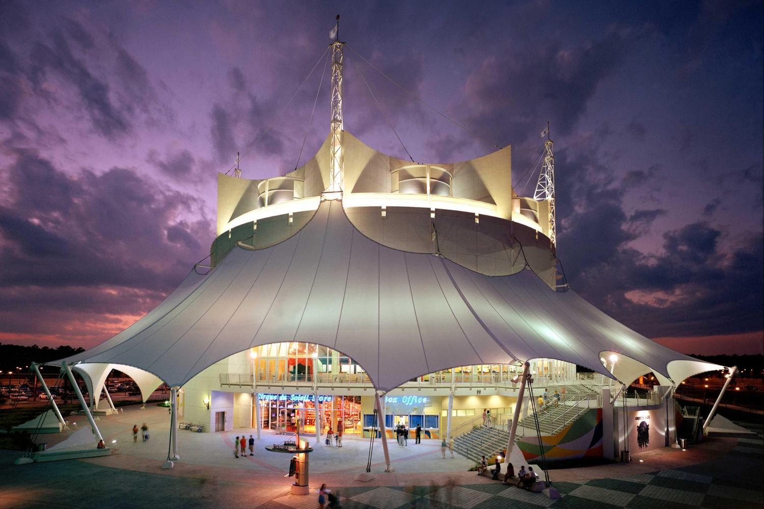 Cirque De Soleil, Drawn to Life, Category 4 Orlando