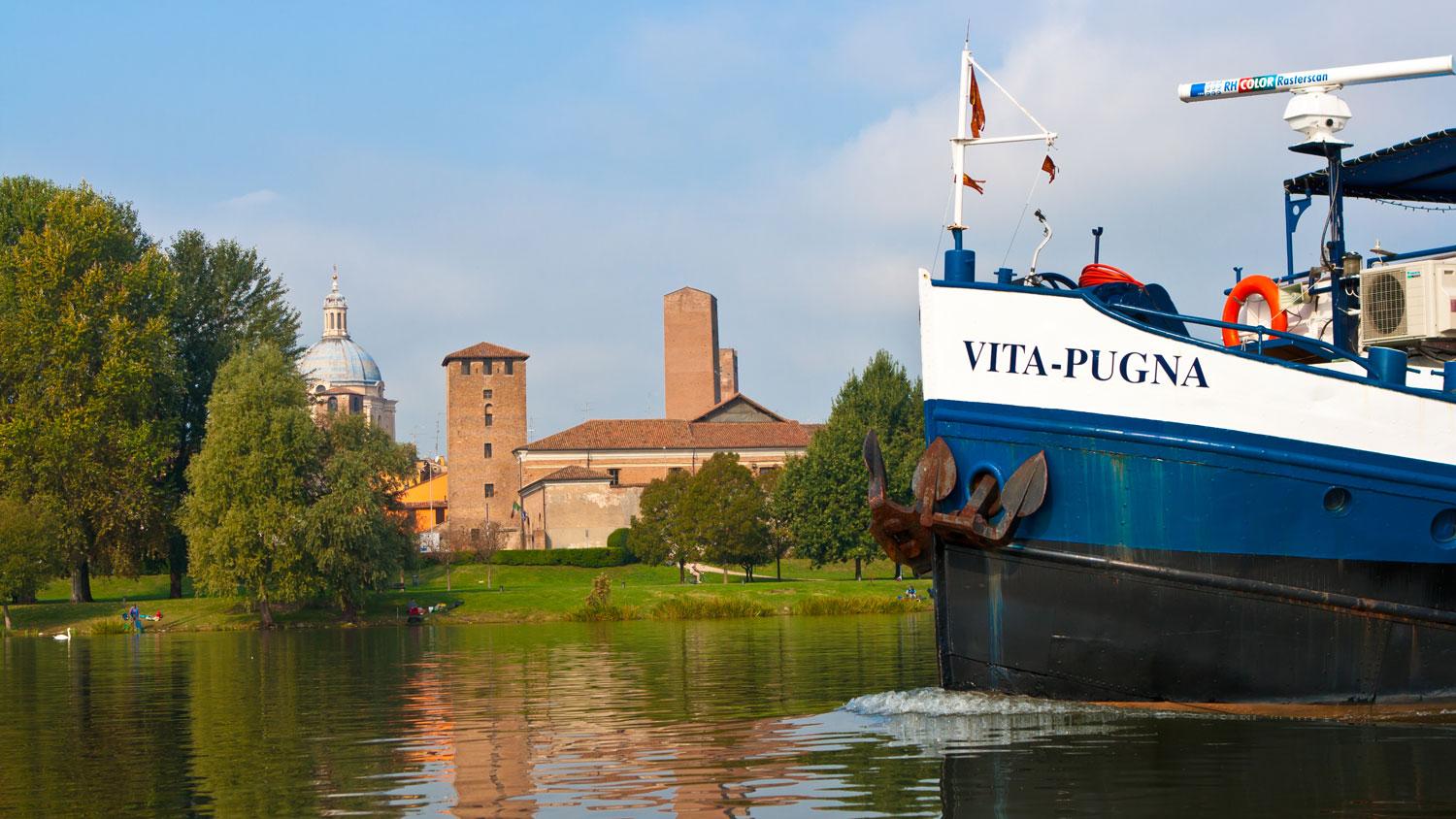 Italy Bike & Barge Venice to Mantova Macs Adventure
