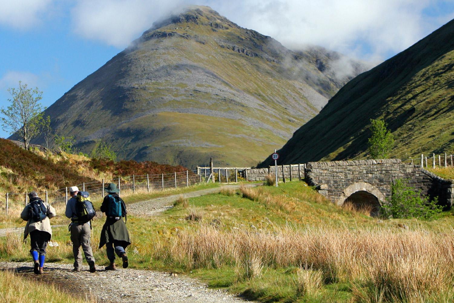 West Highland Way 7 Days & 6 Nights Macs Adventure