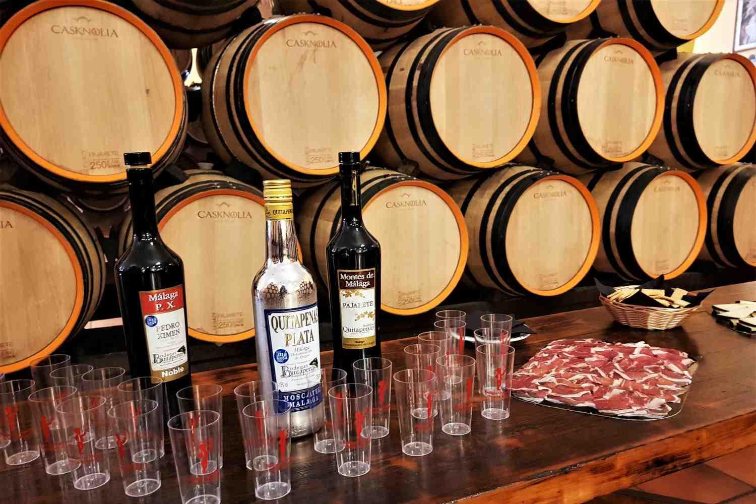 Small group wine and tapas tour in Malaga Málaga