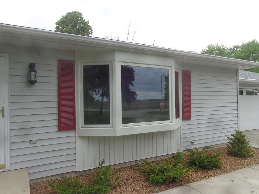 Home Solutions Midwest Before & After Photo Set Bay Window Replacement in Clear Lake, IA