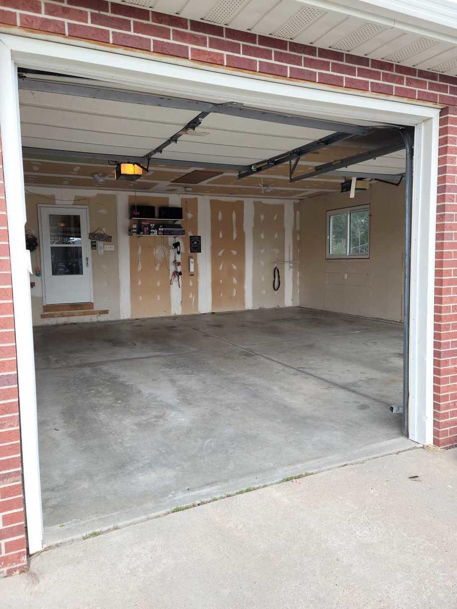 Hello Garage of Omaha Before & After Photo Set Garage Floor Coating