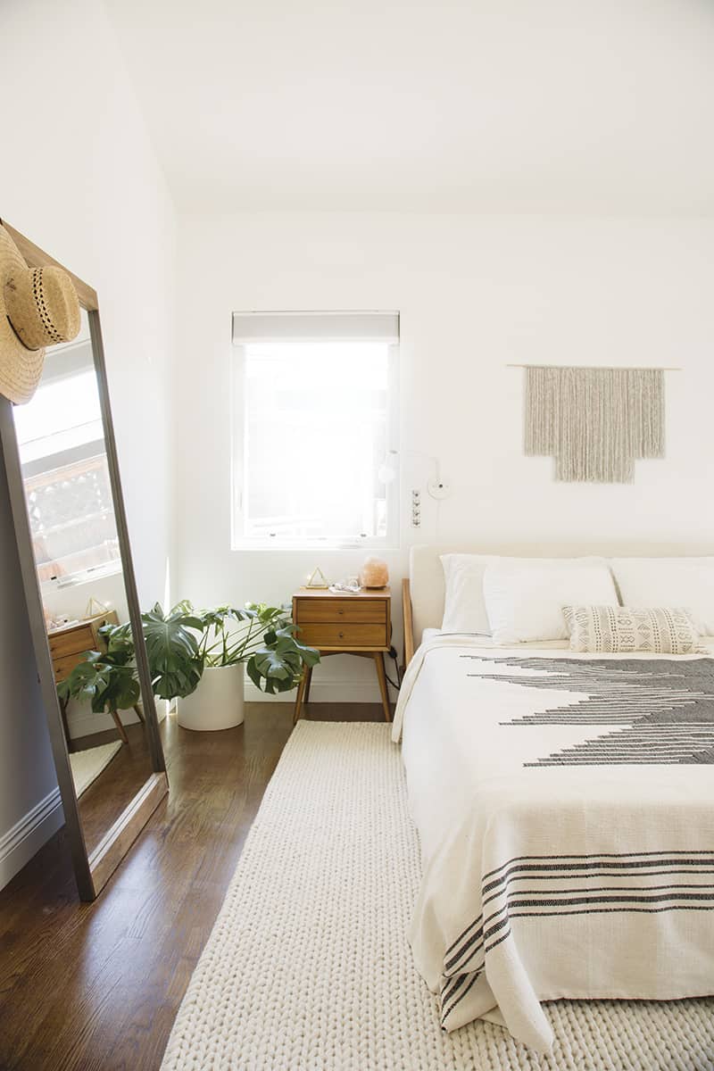 Bedroom Mirror Designs That Reflect Personality