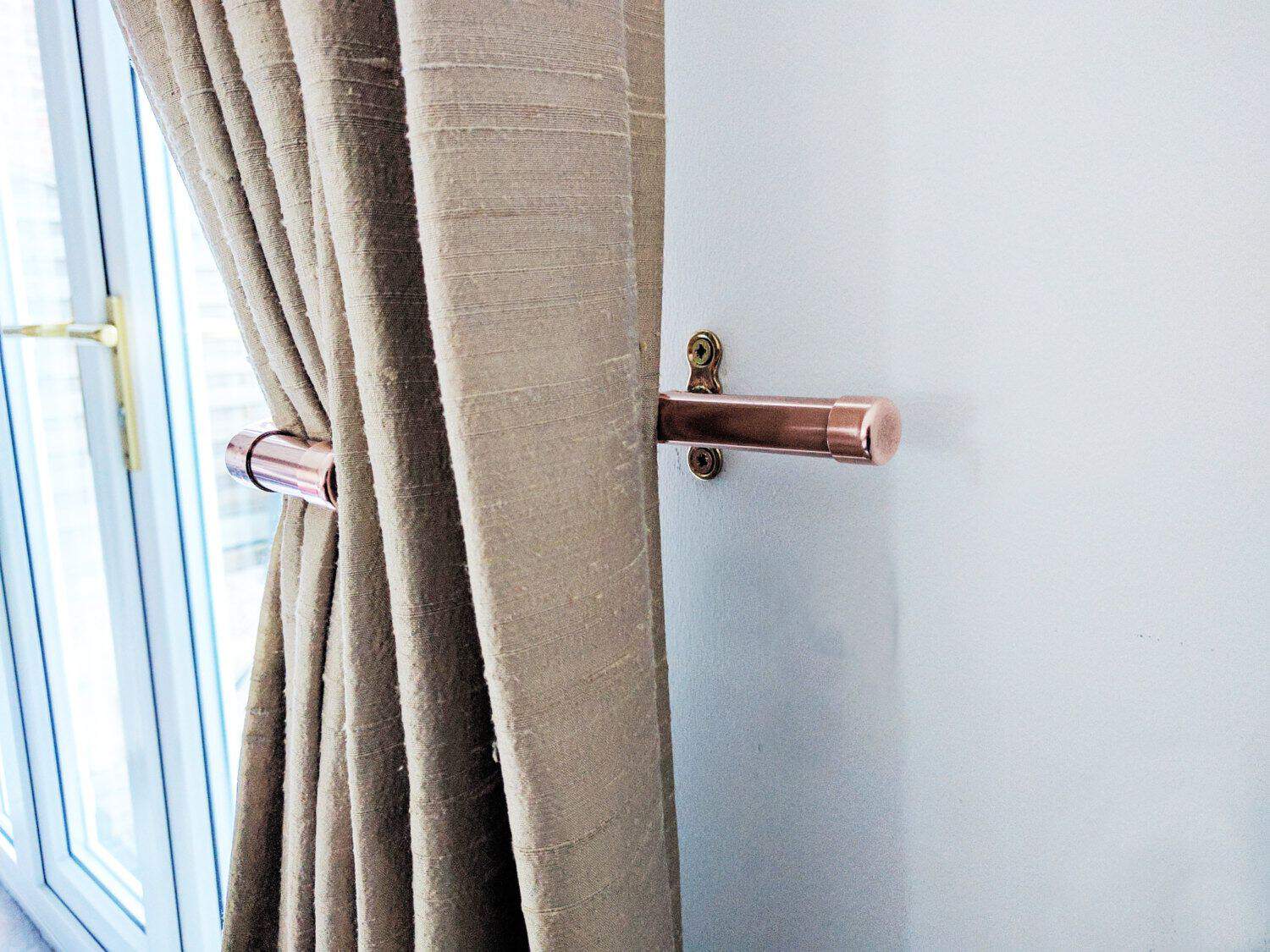 The Best Curtains To Enhance Your Bedroom