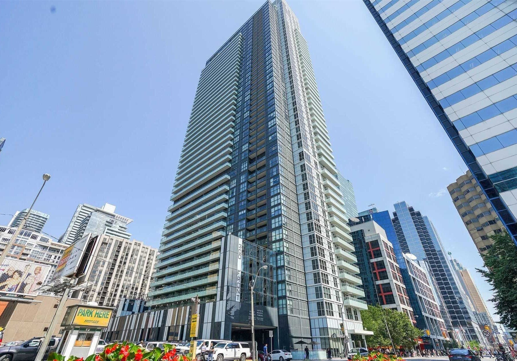 Premier TownFlats Posh 2 Bedrooms Condo Downtown Toronto